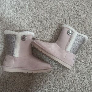 NIB Michael Kors Girls Johanna Tinsel Boots size 3